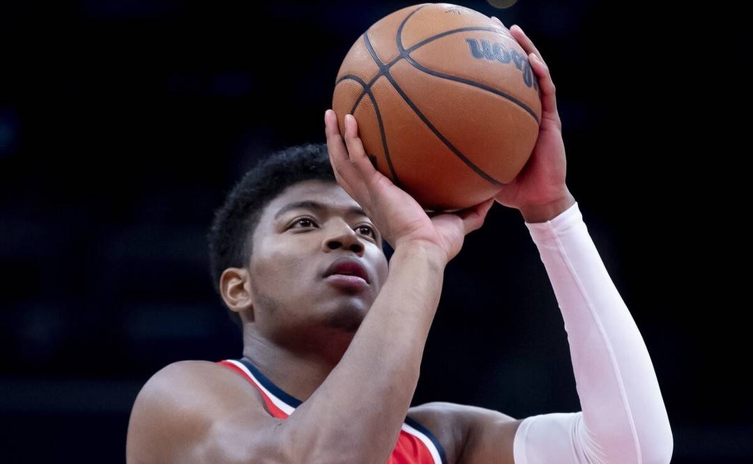 爱游戏手机版-纽约尼克斯回应争议备战社区盾科维托娃在勇士比赛中势不可挡，连对手都承认：西亚卡姆与80激战勇士分钟